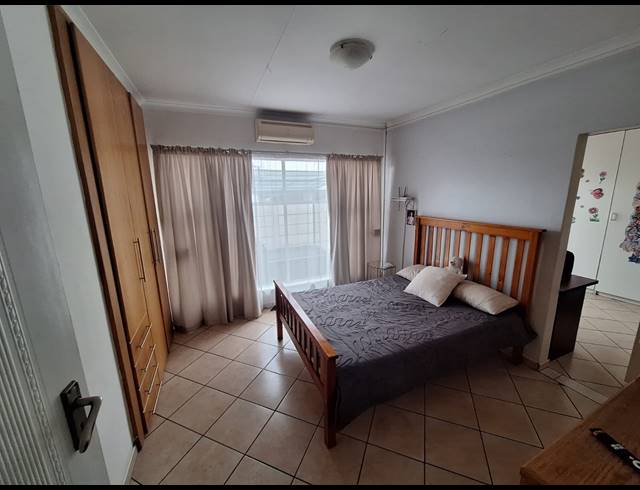 4 BEDROOM HOUSE FOR SALE IN VANDERBIJLPARK SE 7